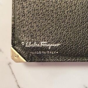 Vintage Salvatore Ferragamo Black Leather Bifold Wallet Made In Italy Luxury